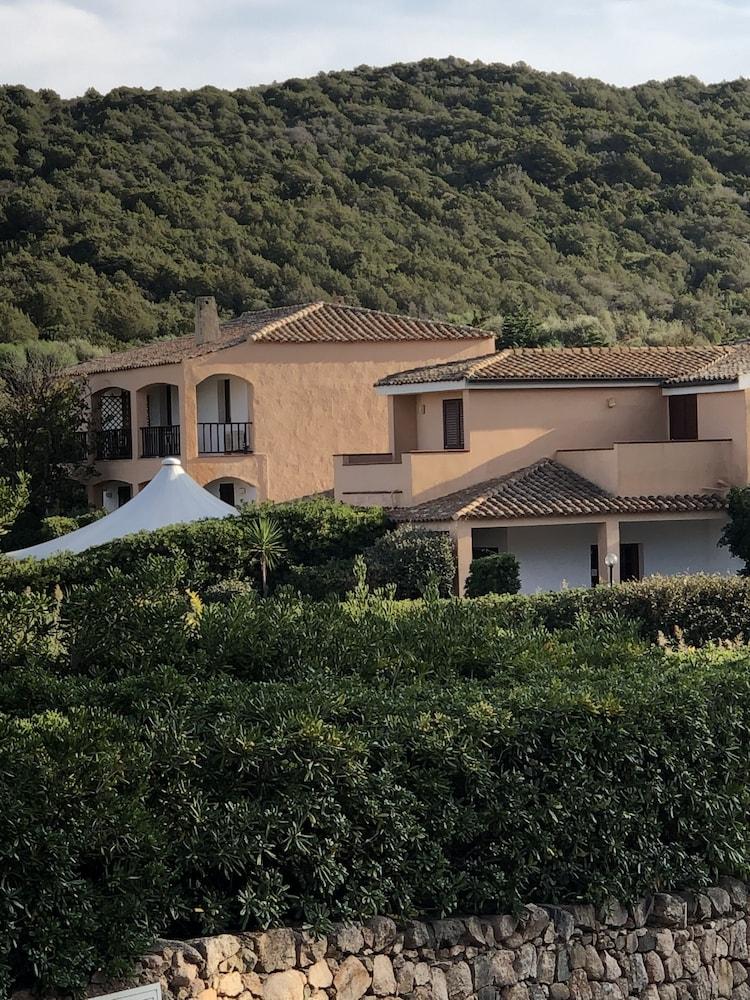 Piccolo Pevero Hotel 3*